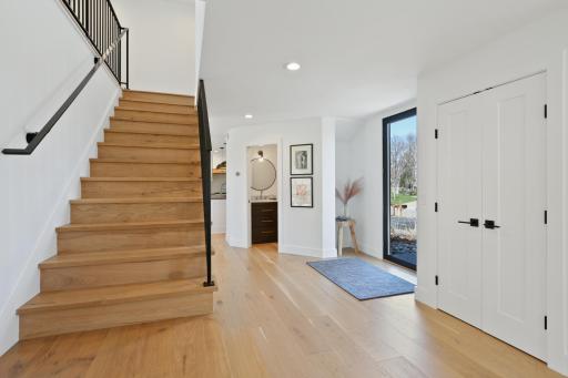 6629 Biscayne Boulevard, Edina, MN 55436