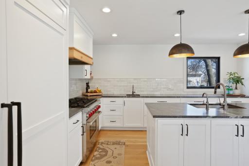 6629 Biscayne Boulevard, Edina, MN 55436