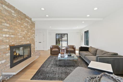 6629 Biscayne Boulevard, Edina, MN 55436