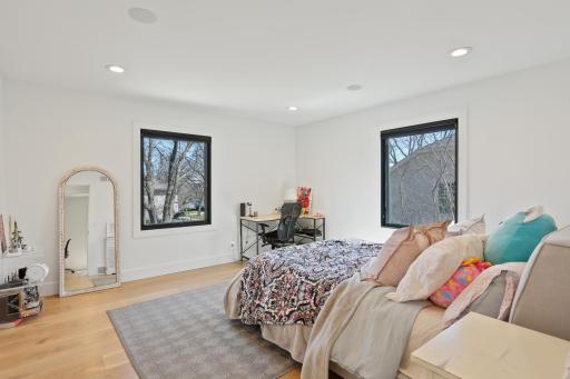 6629 Biscayne Boulevard, Edina, MN 55436