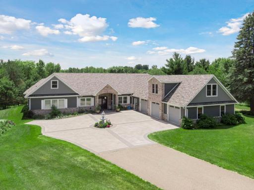 11885 Dellwood Road N, Stillwater, MN 55082
