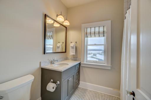 618 Burlington Street E, Stillwater, MN 55082