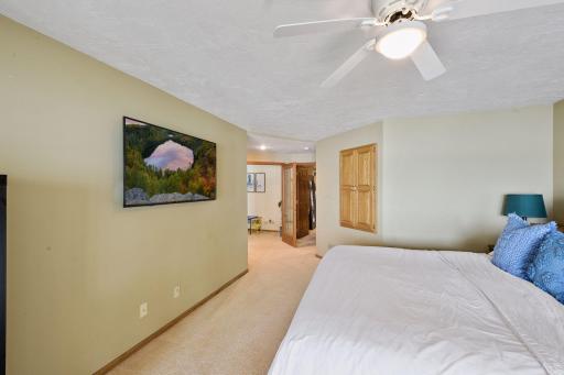 5495 Shore Trail NE, Prior Lake, MN 55372