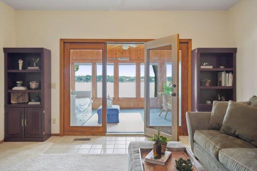 5495 Shore Trail NE, Prior Lake, MN 55372