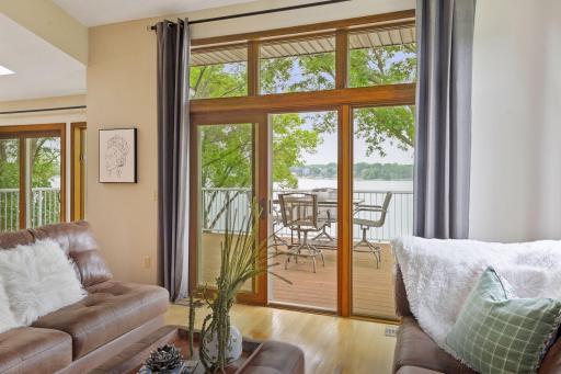 5495 Shore Trail NE, Prior Lake, MN 55372