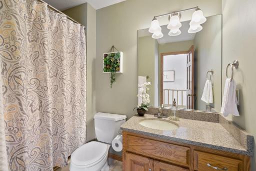 5495 Shore Trail NE, Prior Lake, MN 55372