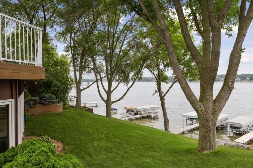 5495 Shore Trail NE, Prior Lake, MN 55372