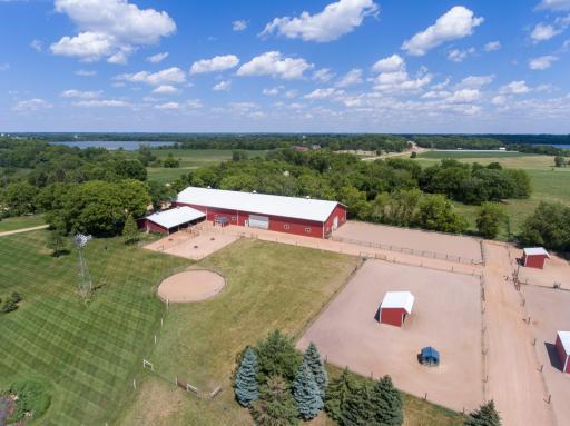 Your horses will love it here! Outdoor riding ring, round pen, 9 pastures, 6 dry lots and wonderful trails through the woods for riding.