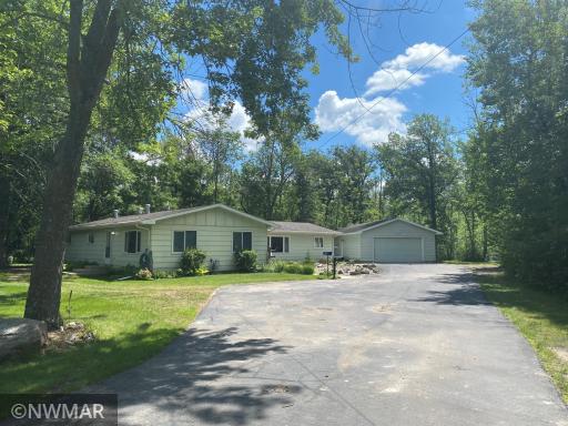 1502 Greenwood Street E, Thief River Falls, MN 56701