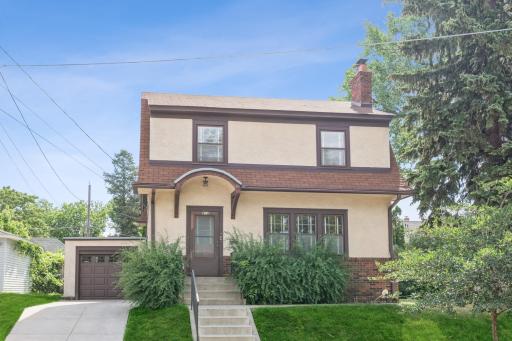 818 Fry Street, Saint Paul, MN 55104