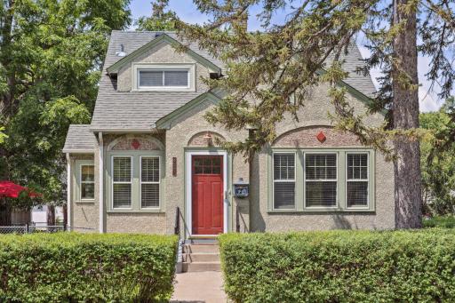4341 Vincent Avenue N, Minneapolis, MN 55412