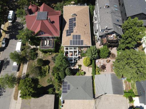 3243 E Bde Maka Pkwy Minneapolis Minneapolis MN 55408 USA-003-047-003-MLS_Size.jpg