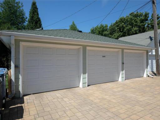 3243 E Bde Maka Pkwy Minneapolis Minneapolis MN 55408 USA-008-006-008-MLS_Size.jpg