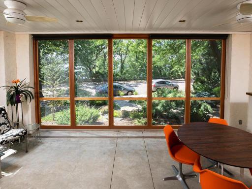 3243 E Bde Maka Pkwy Minneapolis Minneapolis MN 55408 USA-022-014-022-MLS_Size.jpg