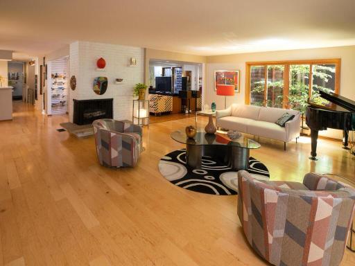 3243 E Bde Maka Pkwy Minneapolis Minneapolis MN 55408 USA-026-013-026-MLS_Size.jpg