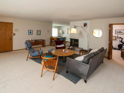 3243 E Bde Maka Pkwy Minneapolis Minneapolis MN 55408 USA-045-036-044-MLS_Size.jpg