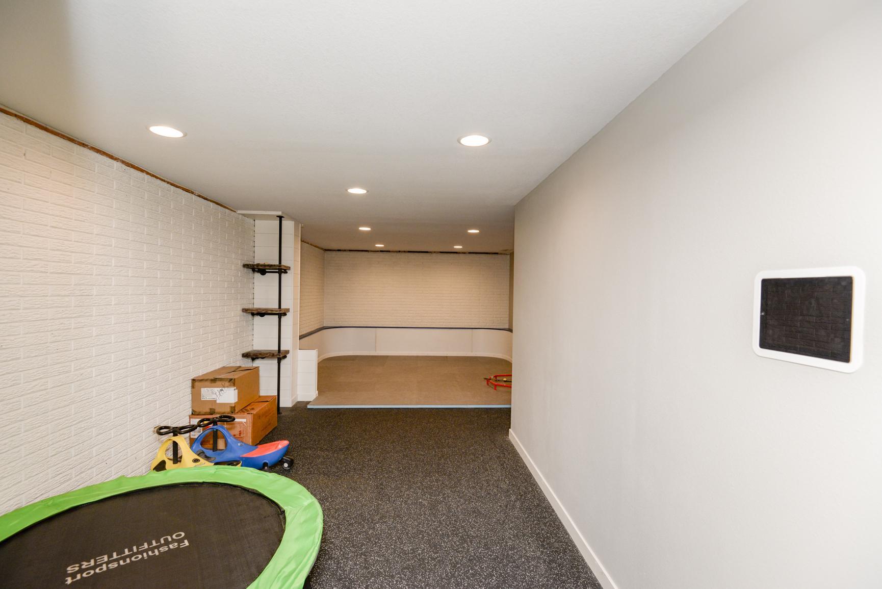 Game Room / Bonus Room