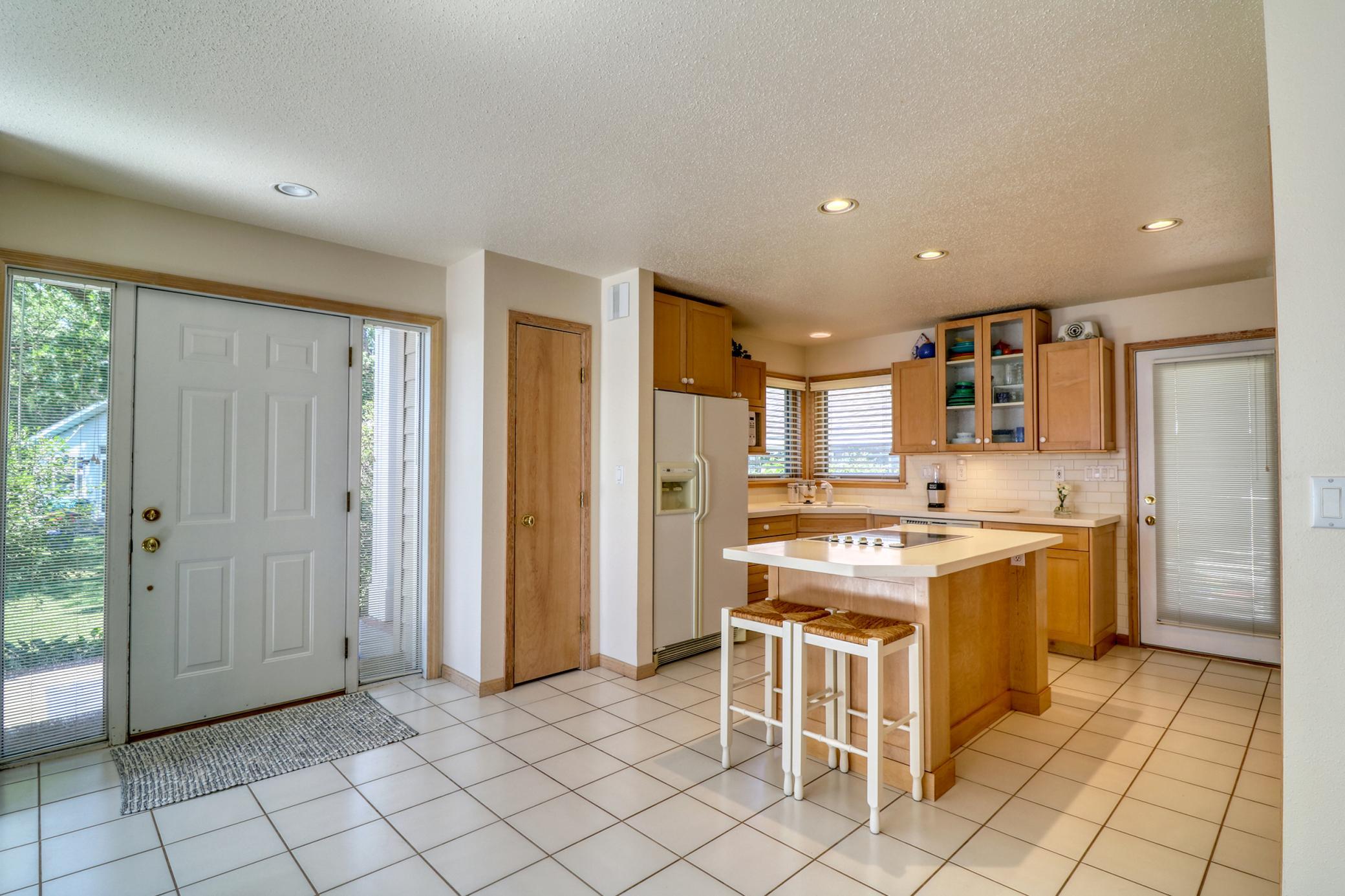 Kitchen1_1.jpg