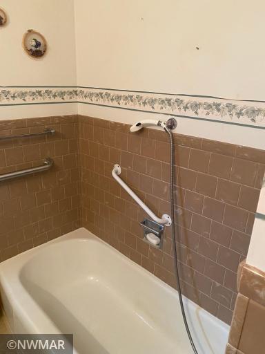 206 Hamilton Avenue NE, Red Lake Falls, MN 56750