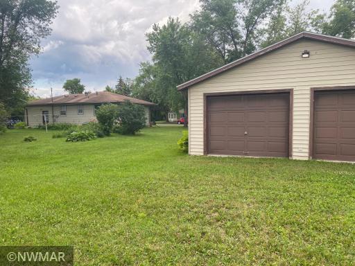 206 Hamilton Avenue NE, Red Lake Falls, MN 56750
