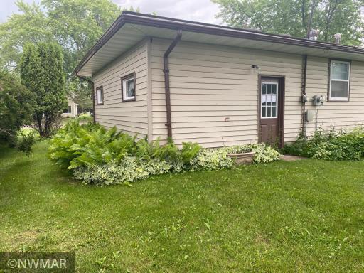 206 Hamilton Avenue NE, Red Lake Falls, MN 56750