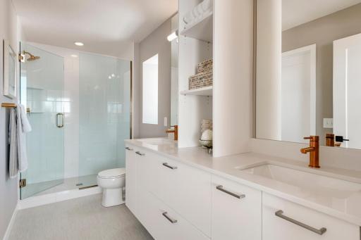 Revelation C Model Home - Owner's private bath