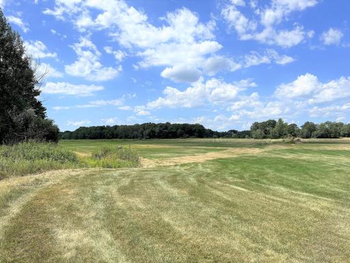 Beautiful acreage for farming and / or development