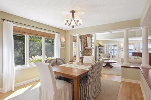 A large dining room with accent pillars define this space without restrictions.