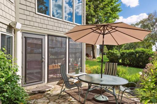 Another outdoor space to enjoy the landscape.