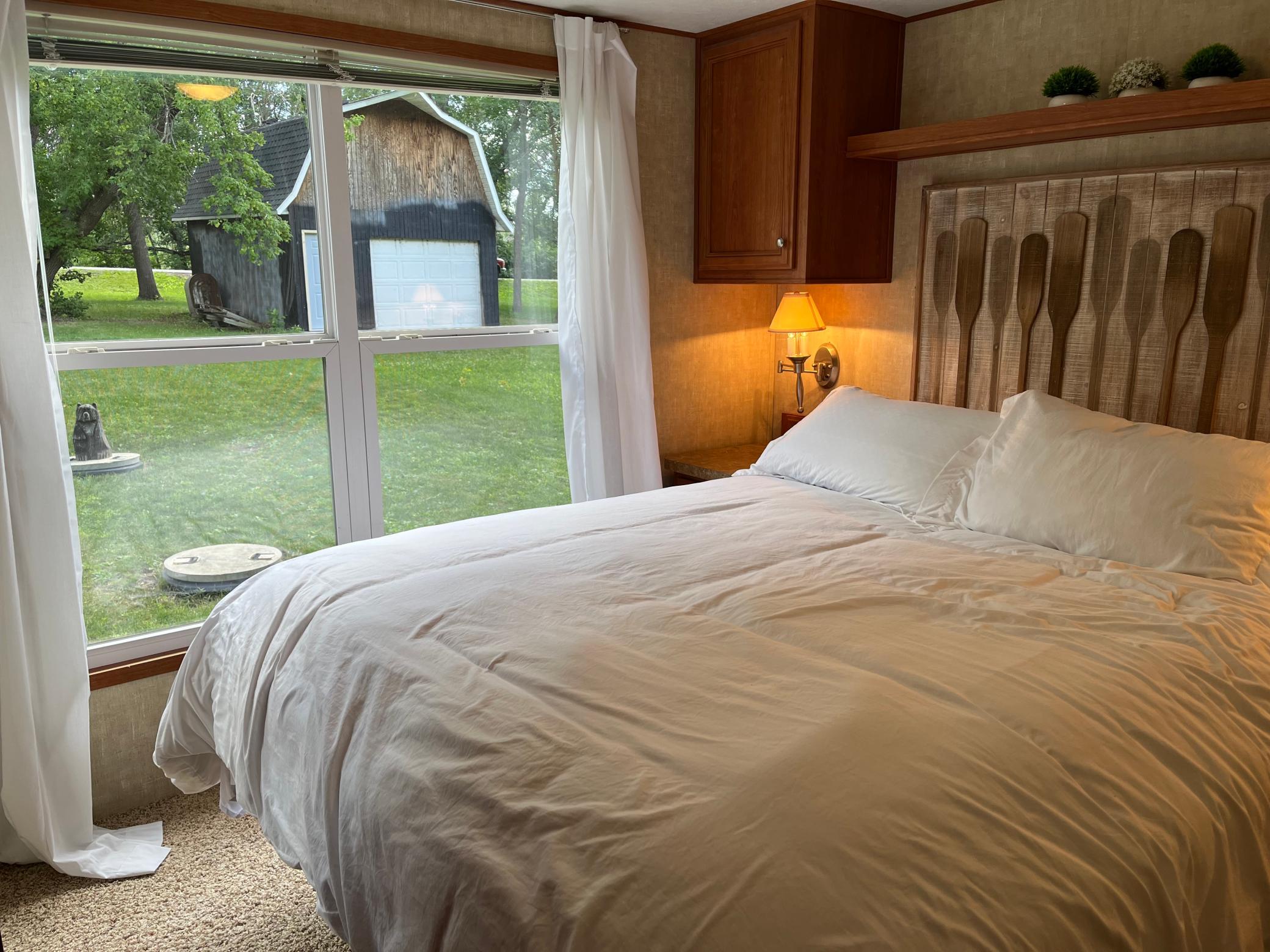 Bedroom.JPG
