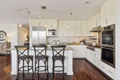 222 2nd Street SE, 1001, Minneapolis, MN 55414