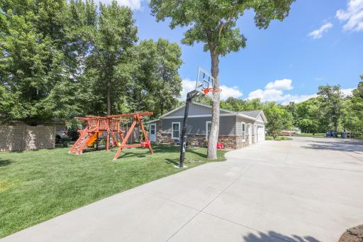 250 Three Havens Drive NE, Alexandria, MN 56308