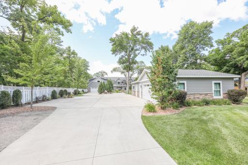 250 Three Havens Drive NE, Alexandria, MN 56308