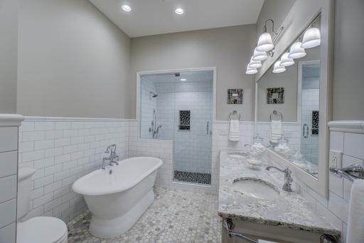 116 Harriet Street N, Stillwater, MN 55082