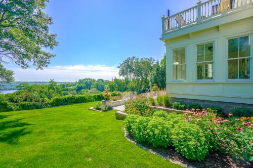 116 Harriet Street N, Stillwater, MN 55082