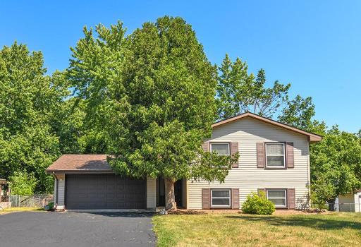 9236 Goldenrod Lane N, Maple Grove, MN 55369