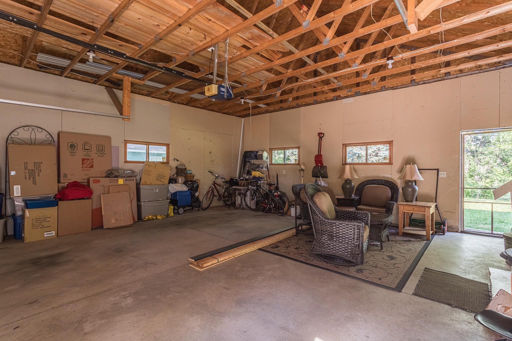 Attached Garage