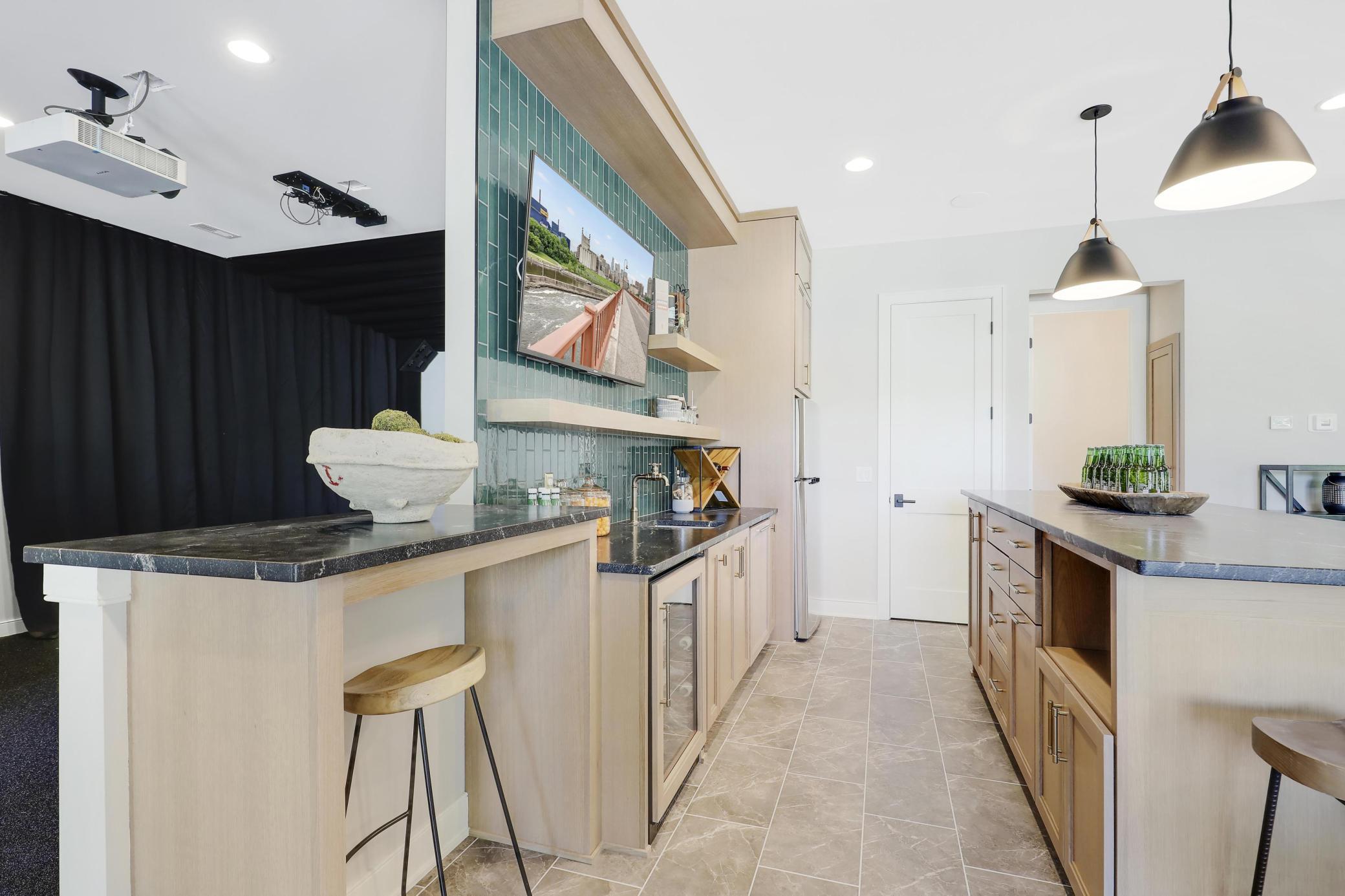 View Into Golf/Game Simulator