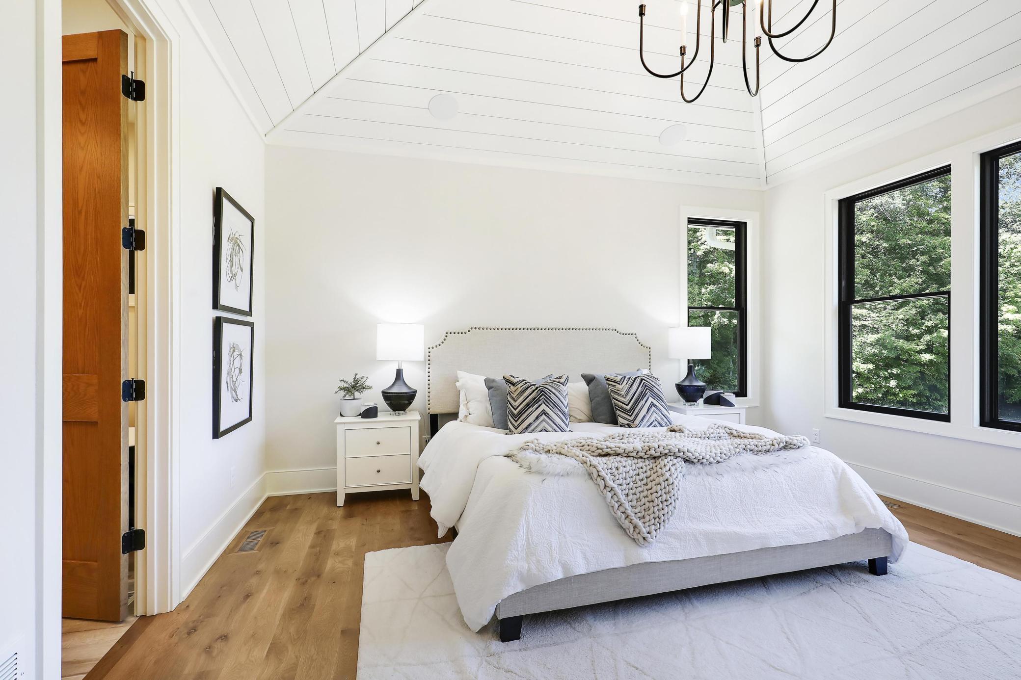 Pan Vaulted Ceiling With Ship Lap Design