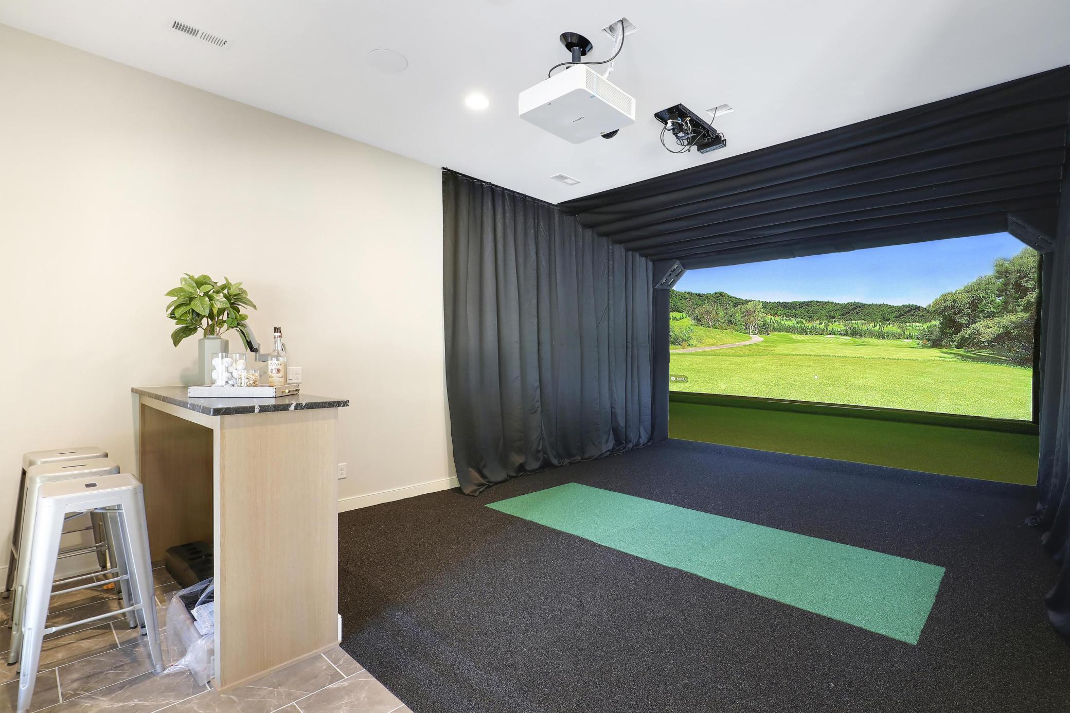 Golf/Additional Sports Simulator