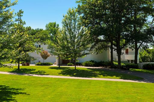 18 Merilane Avenue, Edina, MN 55436