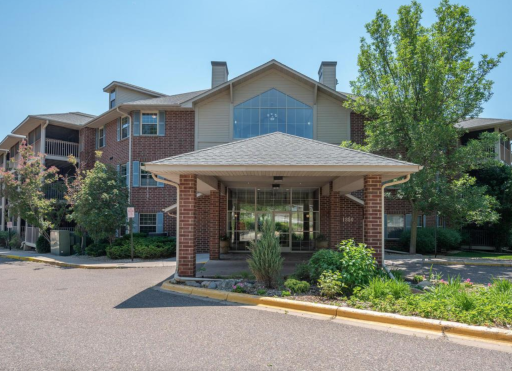 Welcome to "the Villa on Bassett Creek" at 1350 Douglas Drive