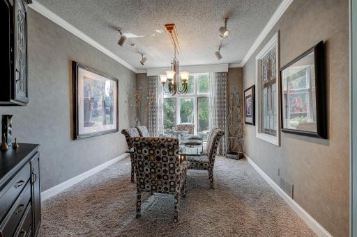 9981 Oak Shore Drive, Lakeville, MN 55044