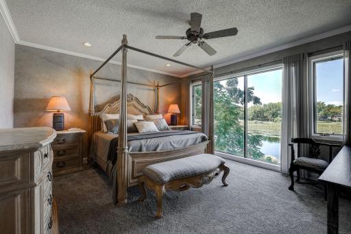 9981 Oak Shore Drive, Lakeville, MN 55044