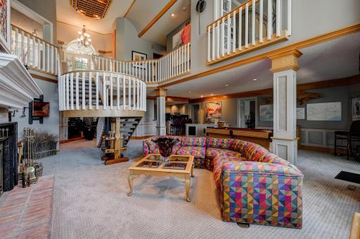 9981 Oak Shore Drive, Lakeville, MN 55044