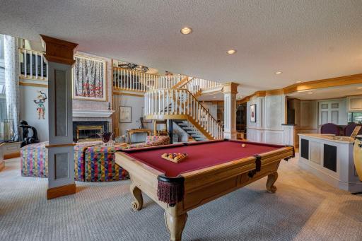 9981 Oak Shore Drive, Lakeville, MN 55044
