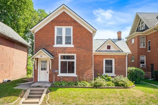 330 1st Avenue W, Shakopee, MN 55379