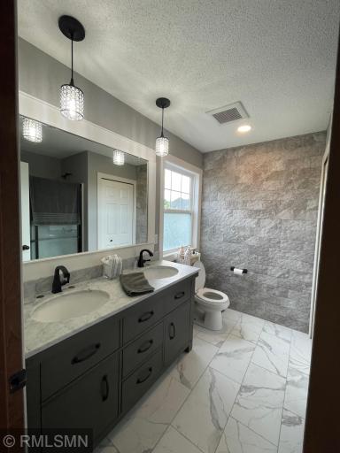 Master Bath.jpg