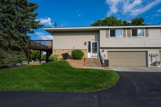 Lovely home in a lush green west Bloomington neighborhood
