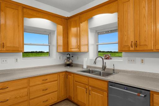 20691 County 13, Houston, MN 55943